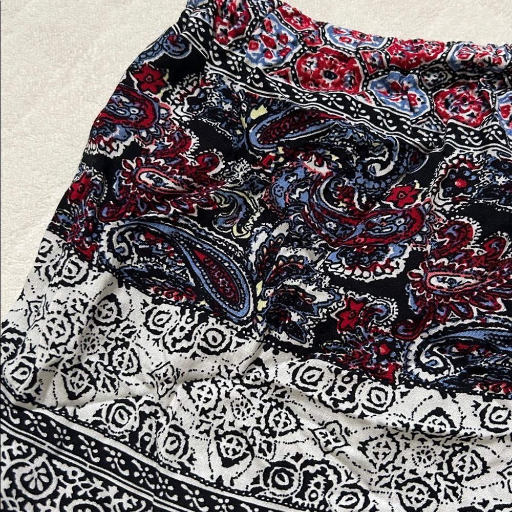 NWOT Meshme | Boho Print Lightweight Shorts | S | waist 13” - Picture 7 of 12